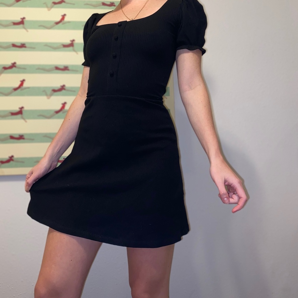 Reformation puff sleeved dress!